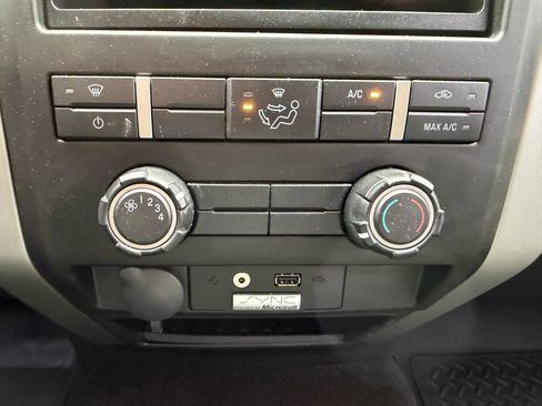 Used 2014 Ford F150 XLT image 54