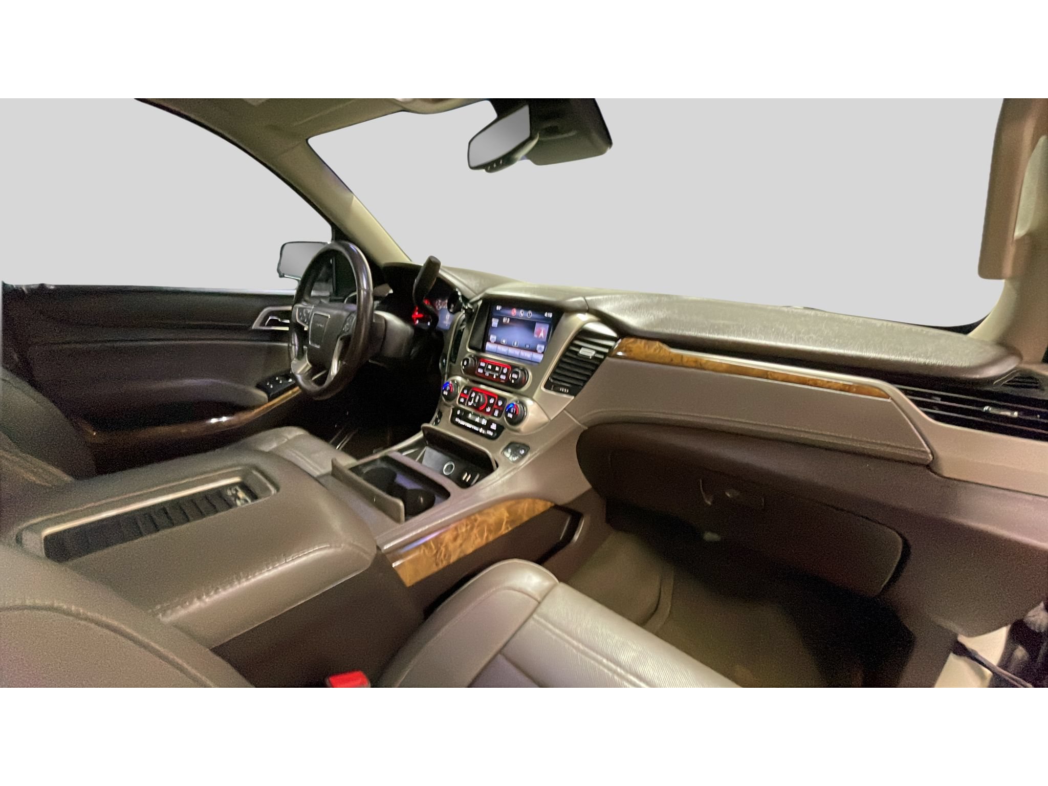 Used 2015 GMC Yukon Denali w/ Open Road Package AWD/4WD image 20