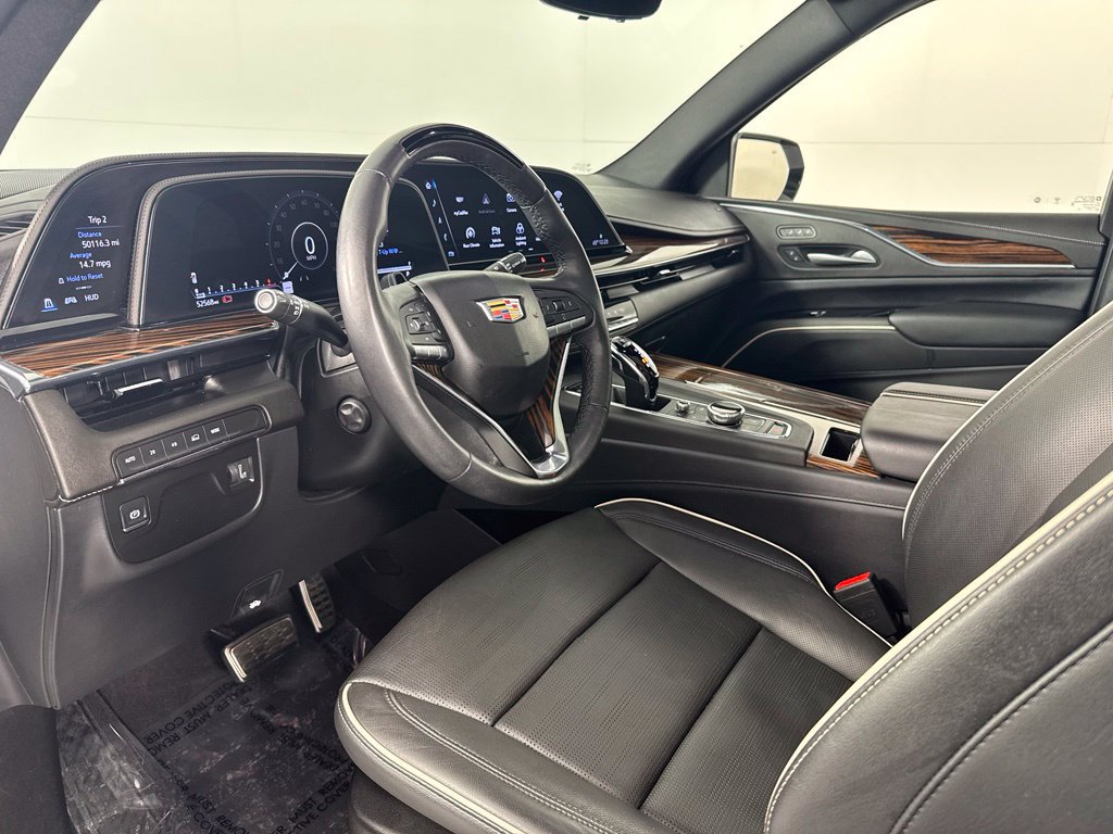 Used 2024 Cadillac Escalade ESV Premium Luxury AWD/4WD image 21
