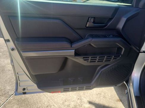 Certified 2025 Toyota Tacoma SR5 image 12