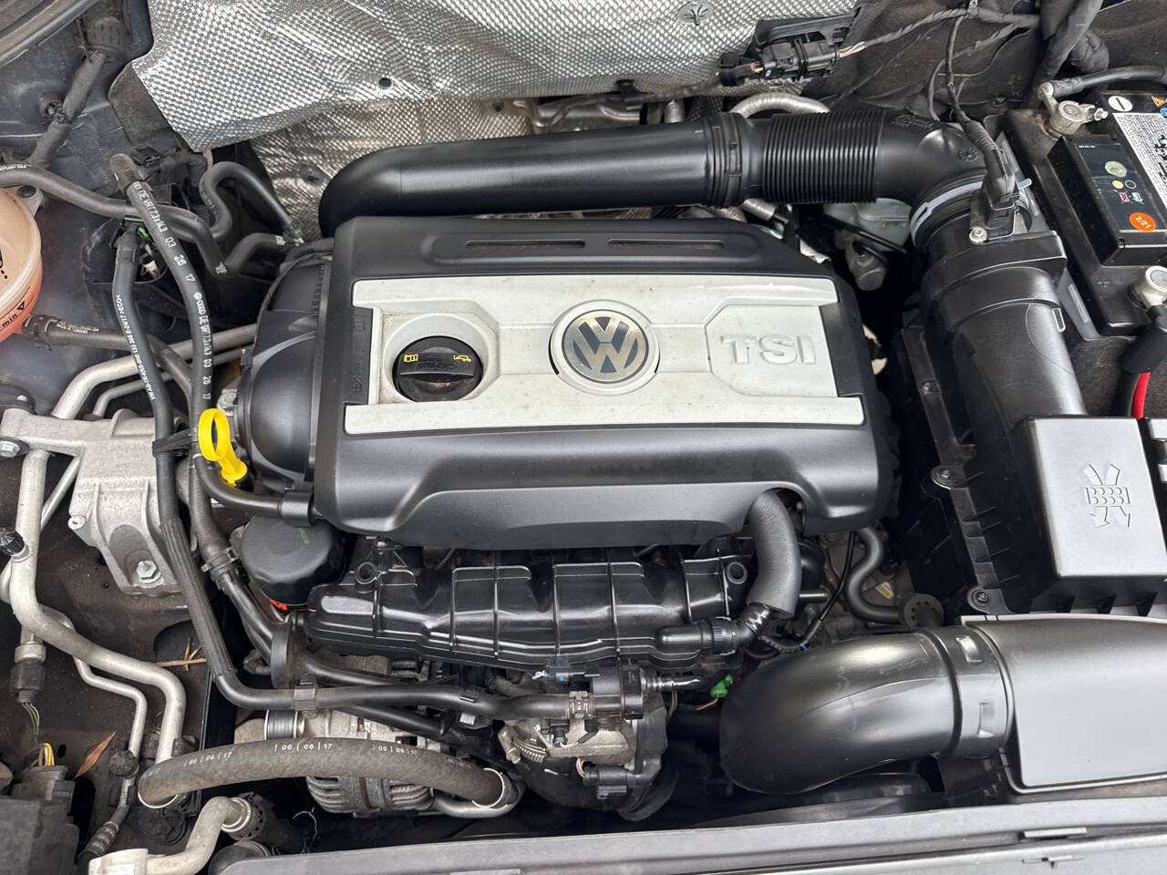 Used 2017 Volkswagen Tiguan S FWD image 22