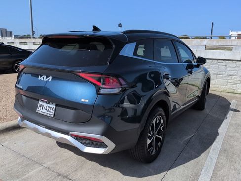 Used 2025 Kia Sportage EX w/ EX Premium Package AWD/4WD image 4