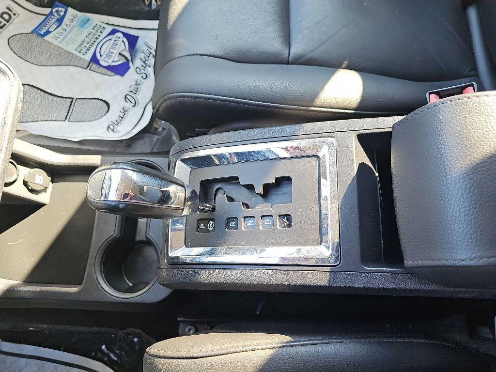 Used 2010 Dodge Journey R/T w/ Flexible Seating Group AWD/4WD image 22