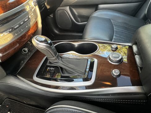 Used 2018 INFINITI QX60 Luxe w/ Deluxe Technology Package image 27