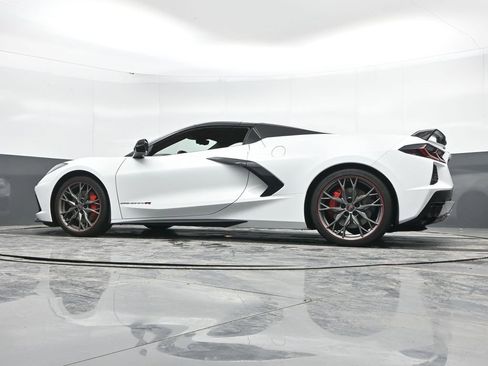 Used 2023 Chevrolet Corvette Stingray Premium Conv w/ Z51 Performance Package image 42
