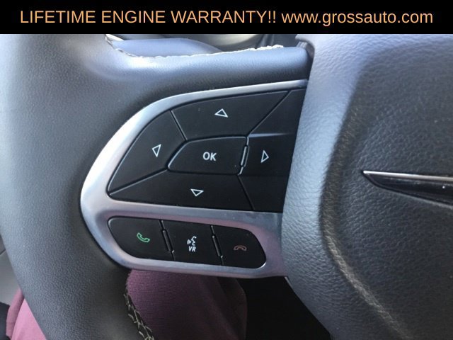 Certified 2024 Chrysler Pacifica Touring-L FWD image 22