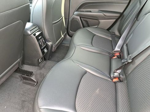 New 2026 Jeep Compass Latitude image 22