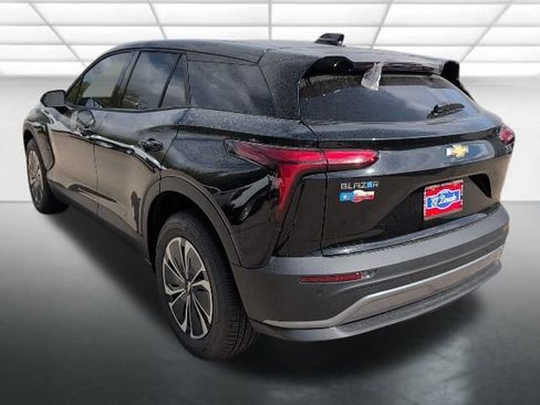 New 2026 Chevrolet Blazer EV LT image 2