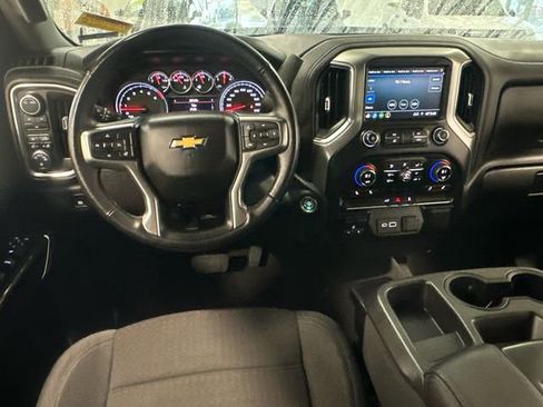 Used 2022 Chevrolet Silverado 2500 LT image 16