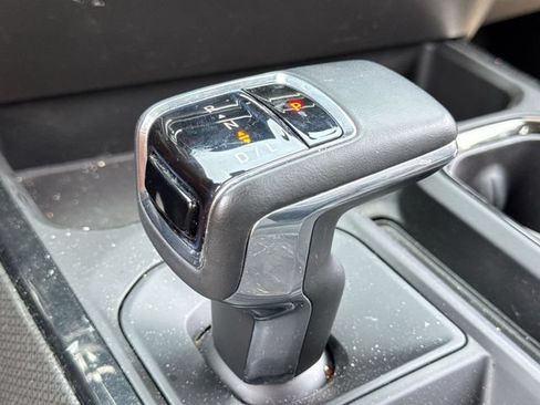 Used 2023 Chevrolet Silverado 1500 ZR2 w/ Technology Package AWD/4WD image 20