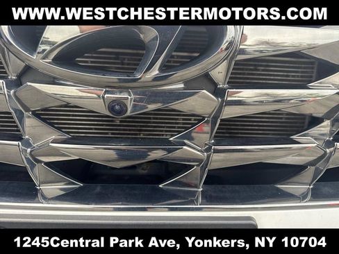 Used 2024 Hyundai Tucson Limited FWD image 17