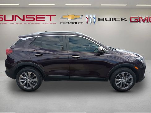 Certified 2021 Buick Encore GX Select w/ Experience Buick Package image 3