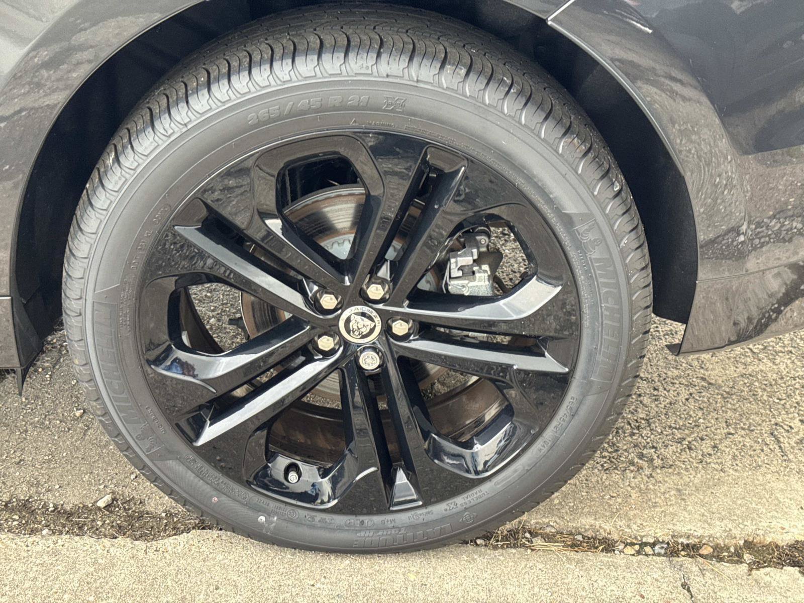 New 2026 Jaguar F-PACE R-Dynamic S AWD/4WD image 3