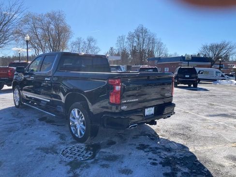 New 2025 Chevrolet Silverado 1500 High Country w/ High Country Premium Package AWD/4WD image 5
