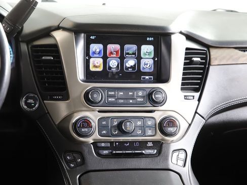Used 2018 GMC Yukon Denali AWD/4WD image 17