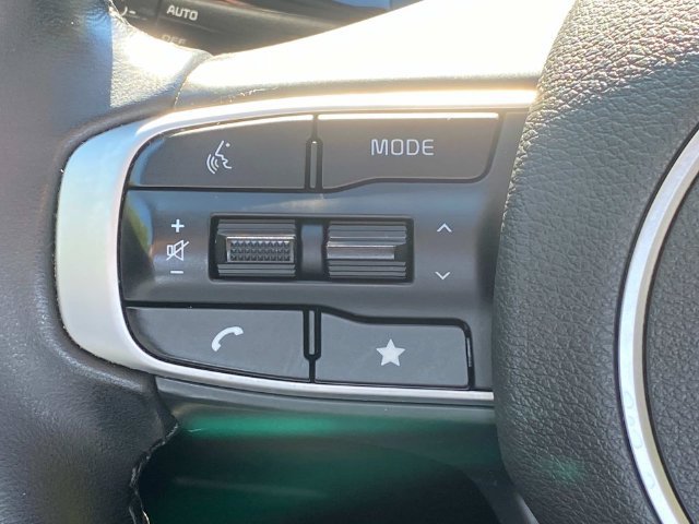 Used 2023 Kia Sportage EX FWD image 18