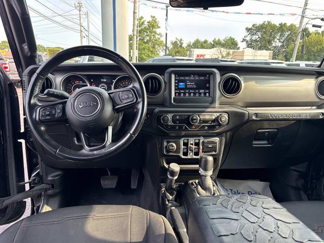 Used 2018 Jeep Wrangler Unlimited Sport S AWD/4WD image 9