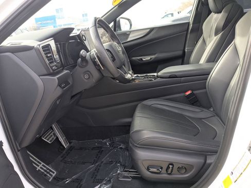 Used 2025 Lexus NX 350 F Sport image 17