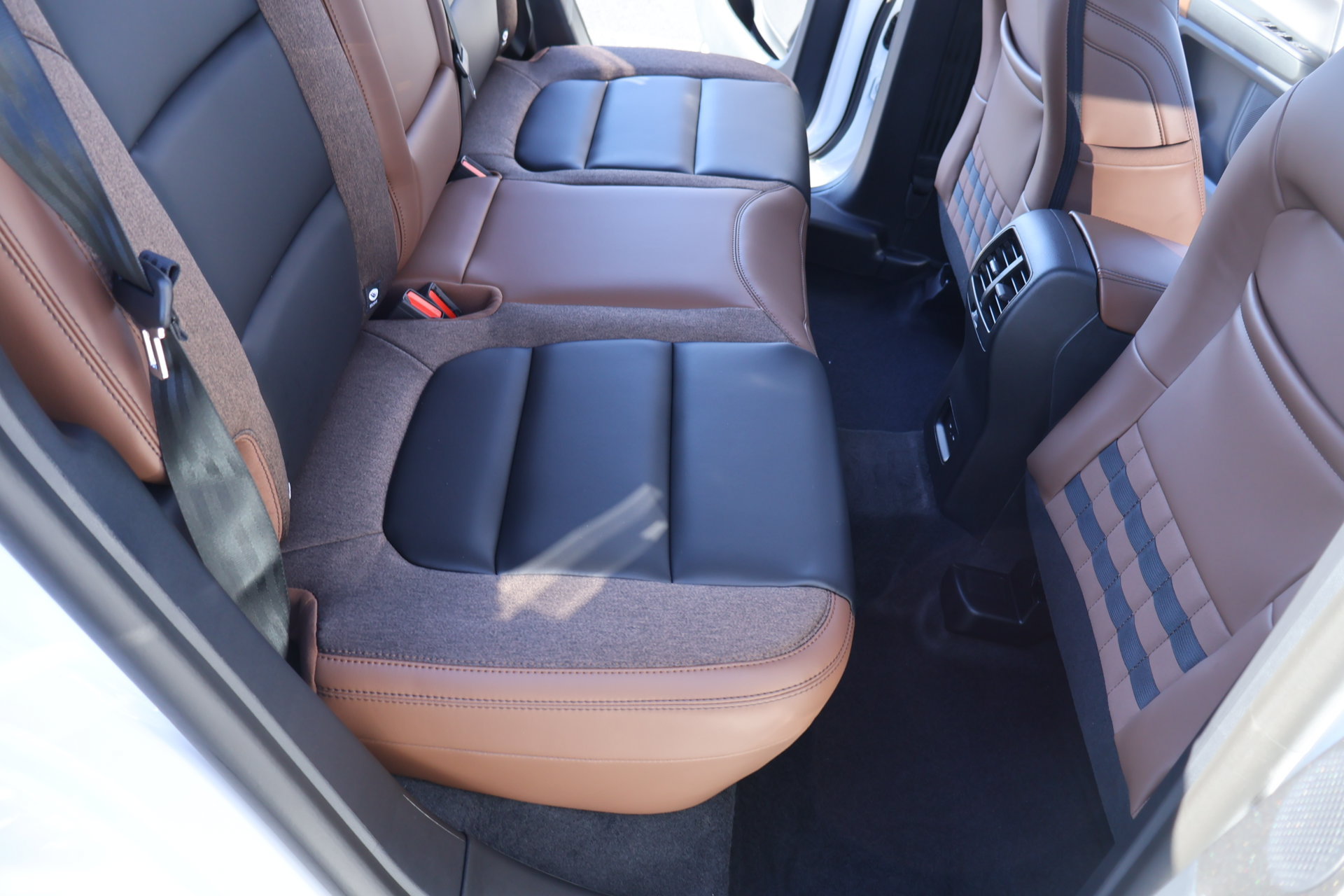 New 2026 Ford Bronco Sport Outer Banks w/ Outer Banks Tech Package+ AWD/4WD image 15