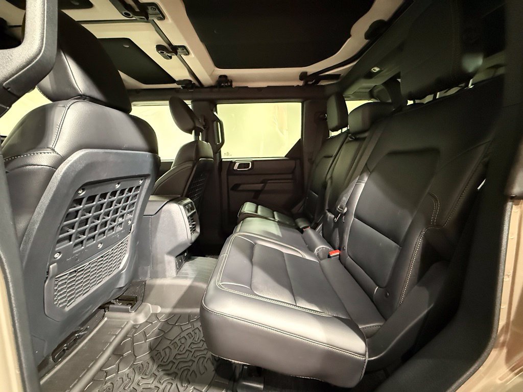 Used 2026 Ford Bronco Badlands AWD/4WD image 18