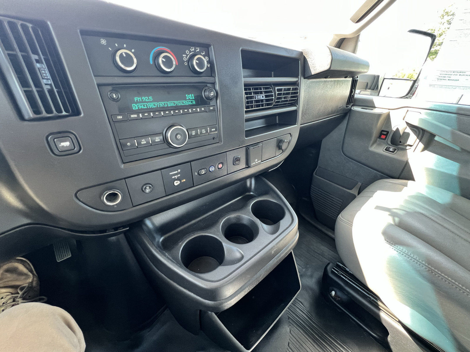 Used 2020 Chevrolet Express 3500 w/ Power Convenience Package RWD image 24