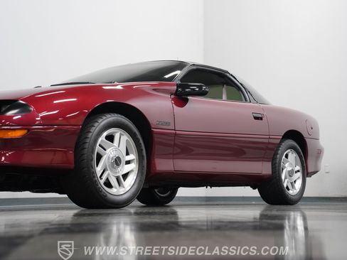 Used 1994 Chevrolet Camaro Z28 RWD image 20