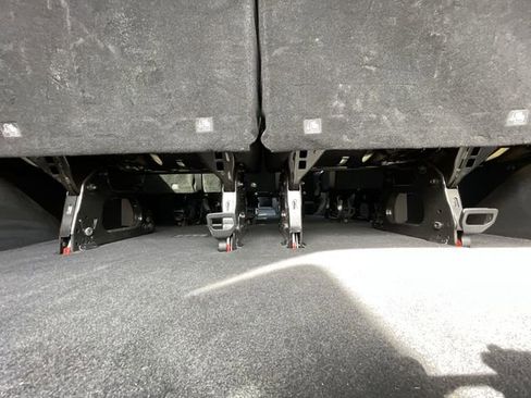 Used 2023 Ford Transit 350 XLT RWD image 27