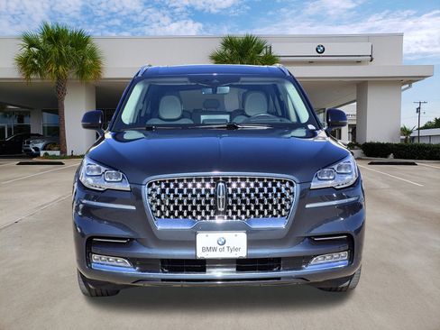 Used 2023 Lincoln Aviator Black Label w/ Dynamic Handling Package image 2