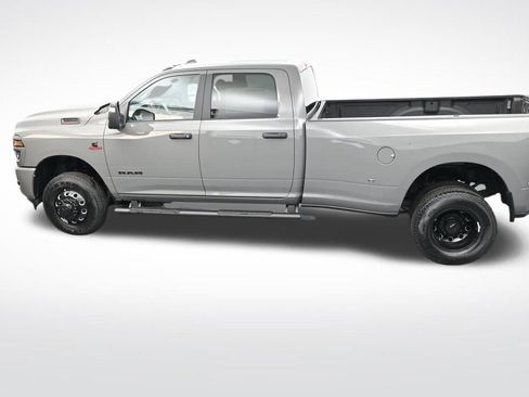 Used 2026 RAM 3500 Big Horn AWD/4WD image 29