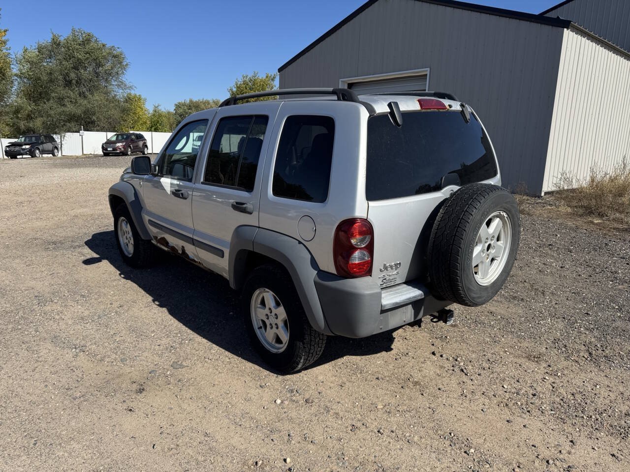 Used 2005 Jeep Liberty Sport AWD/4WD image 3
