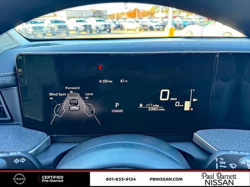 Certified 2025 Nissan Kicks SV image 23