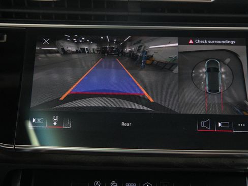 Used 2021 Audi Q8 Premium Plus w/ Premium Plus Package image 38