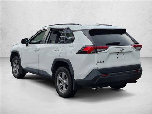 Used 2024 Toyota RAV4 XLE w/ Convenience Package FWD image 7