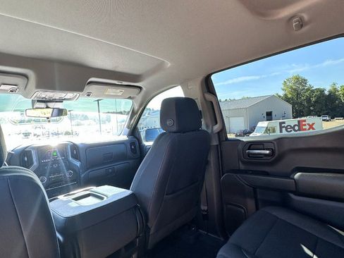 Used 2024 Chevrolet Silverado 1500 Custom Trail Boss AWD/4WD image 19