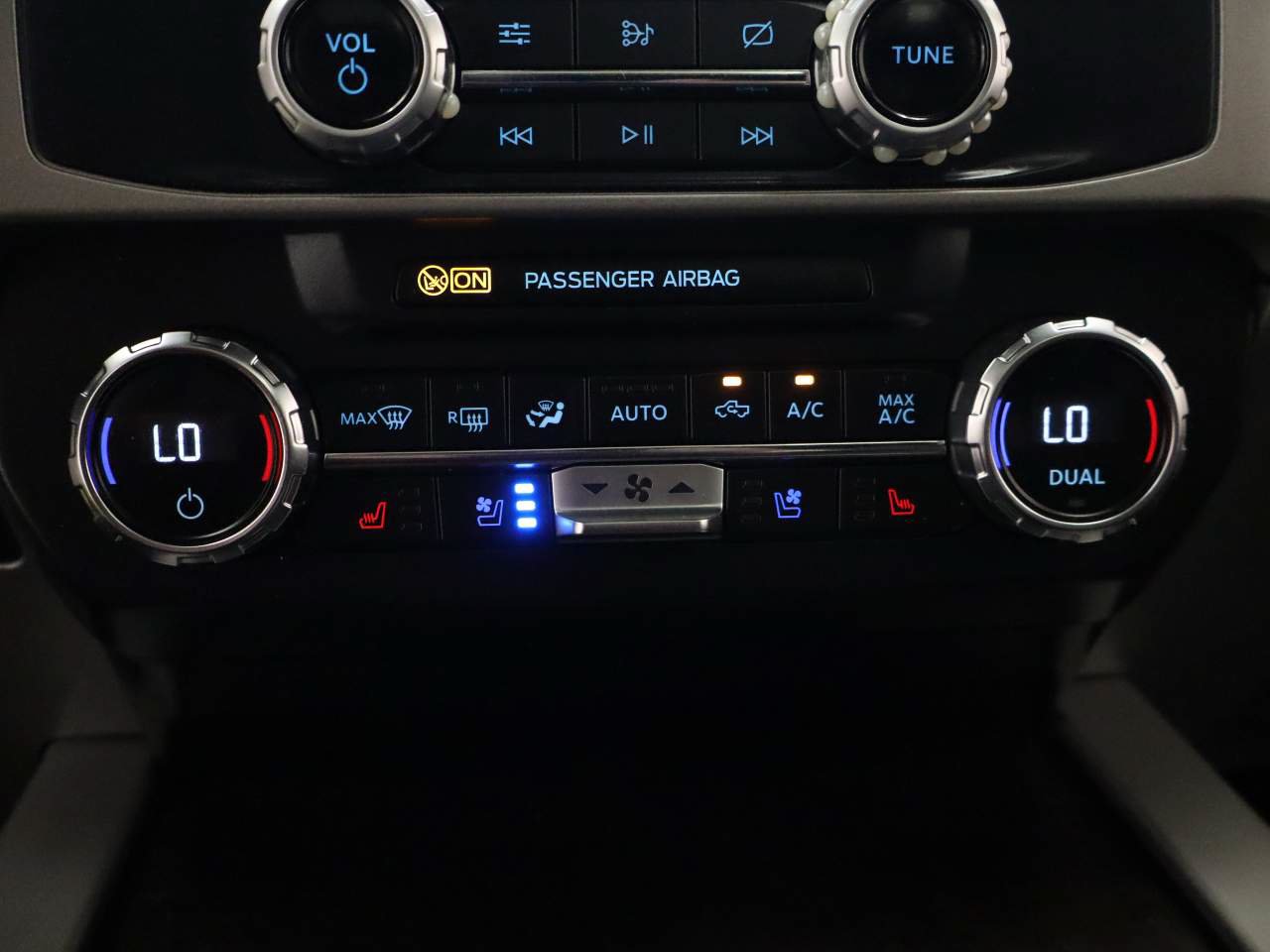 Used 2022 Ford F250 Lariat AWD/4WD image 11