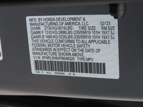 Used 2023 Honda Odyssey Elite image 32