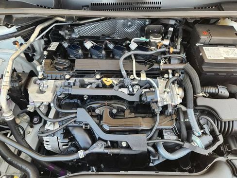 Used 2025 Toyota Corolla SE w/ Convenience Package FWD image 21