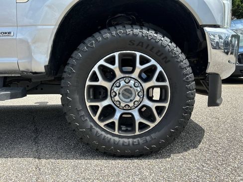 Used 2020 Ford F250 Lariat AWD/4WD image 6