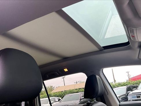 Used 2019 Volkswagen Atlas SEL R-Line image 14