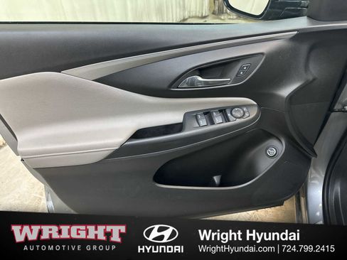 Used 2024 Buick Envista Avenir image 9