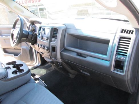 Used 2017 RAM 2500 Tradesman w/ Chrome Appearance Group image 64