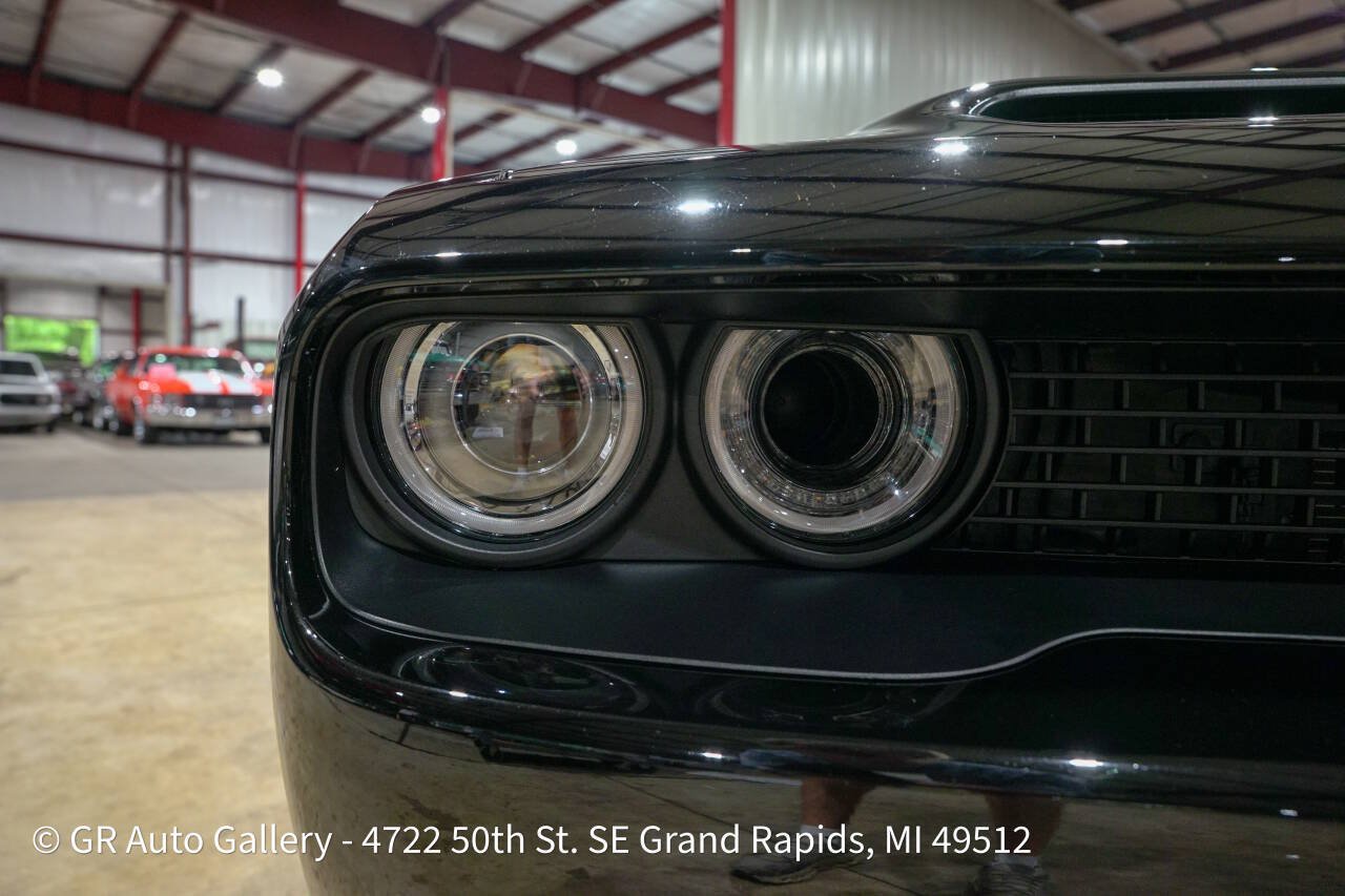 Used 2023 Dodge Challenger SRT Hellcat RWD image 40