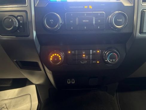 Used 2019 Ford F150 XLT AWD/4WD image 20