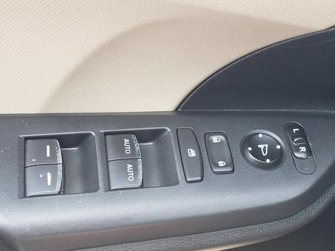 Used 2016 Honda Civic LX image 27