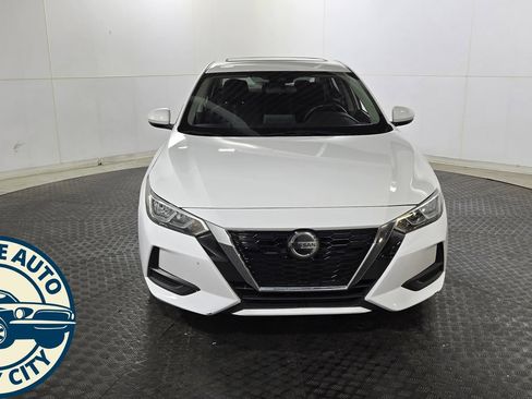 Used 2020 Nissan Sentra SV FWD image 2