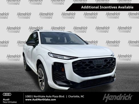 New 2026 Audi Q3 quattro 2.0T image 1