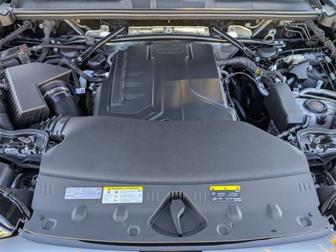 New 2025 Audi Q5 Premium Plus image 12