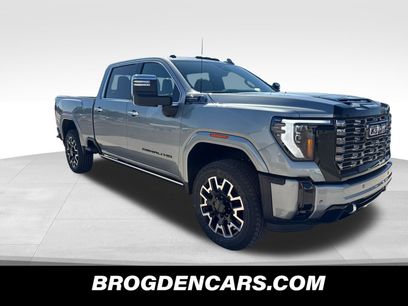 New 2026 GMC Sierra 2500 Denali Ultimate w/ LPO, Black Badging Package