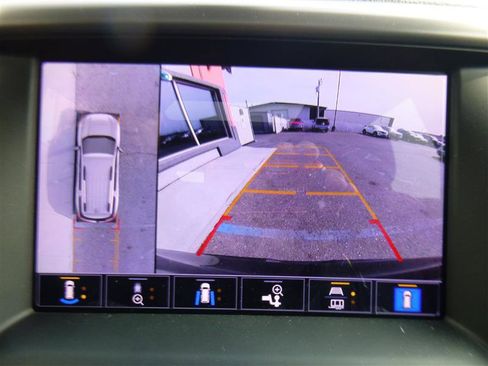 Used 2022 GMC Acadia AT4 w/ Technology Package AWD/4WD image 17