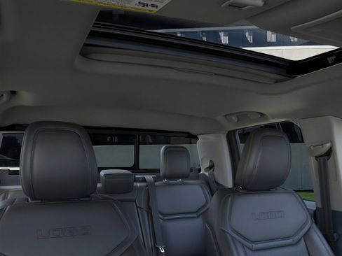 New 2025 Ford Maverick Lobo image 12